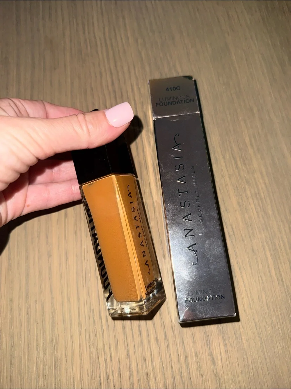 Anastasia Beverly Hills questions leave